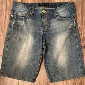 🟣BABY PHAT Jean capris